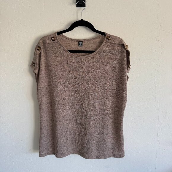 SHEIN Curve Knit Top | Button Shoulder Detail | Size 1XL - Picture 1 of 3